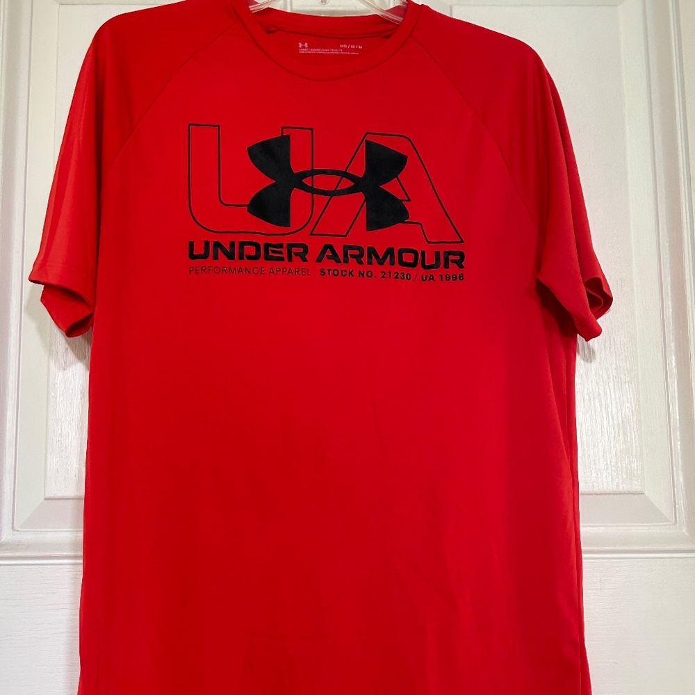 Men’s Under Armour Tshirt. Size Medium EUC